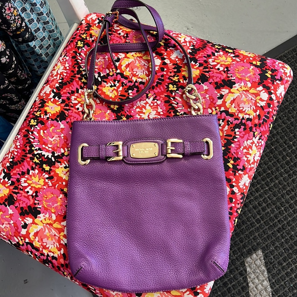 MICHAEL KORS Purple Leather Crossbody Messenger